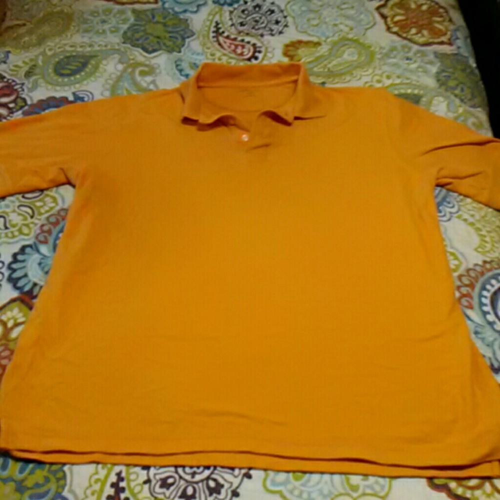 Croft & Barrow  men's dress shirt